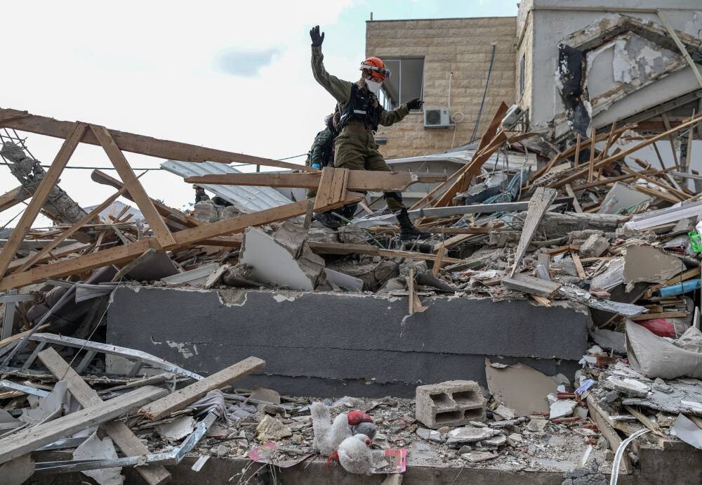 Nine Dead in Beit Shemesh Missile Strike