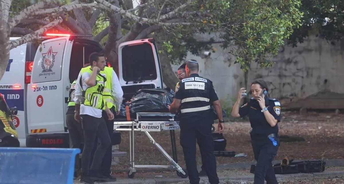 Ножевое нападение в Ход Ашароне унесло жизни двух человек