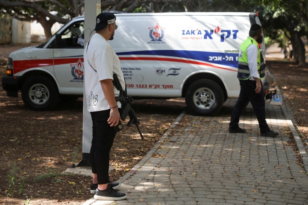 Ножевое нападение в Холоне унесло одну жизнь