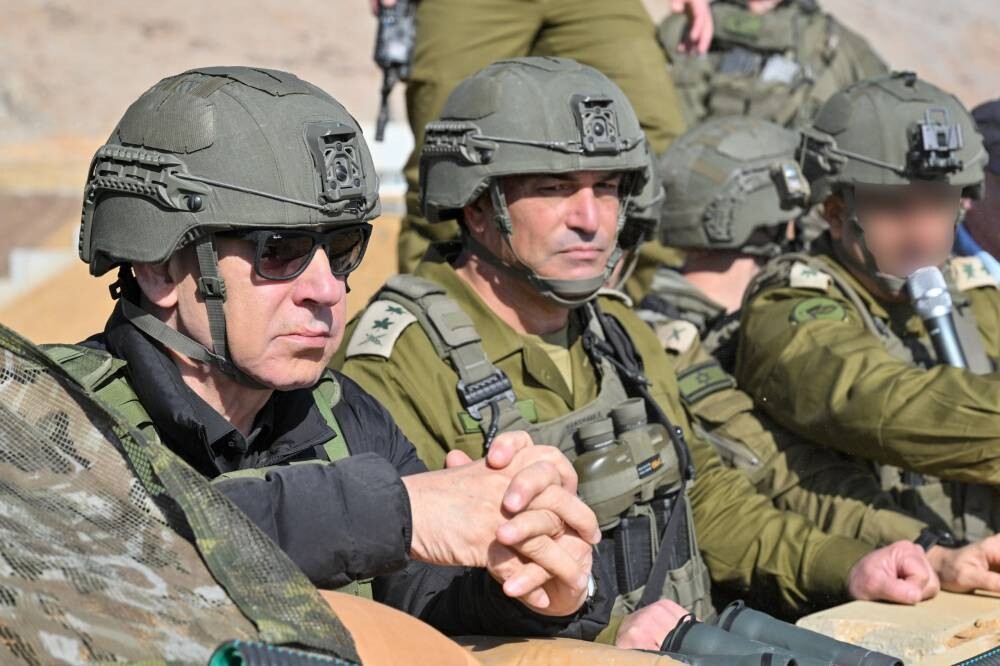 Netanyahu Visits Israeli Troops in Syria