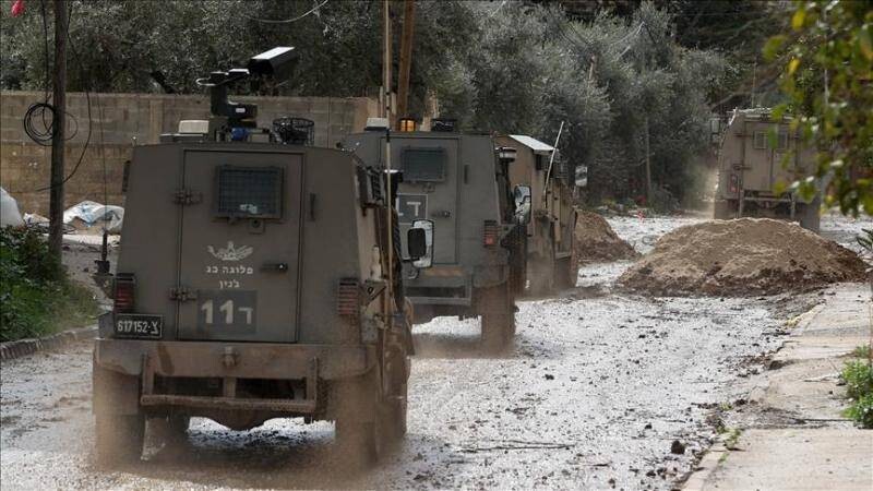 Three Israelis were injured in two attacks