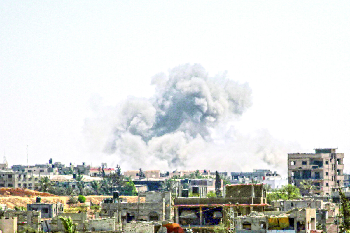 Израильское правительство приостановлено на фоне конфликта в Газе