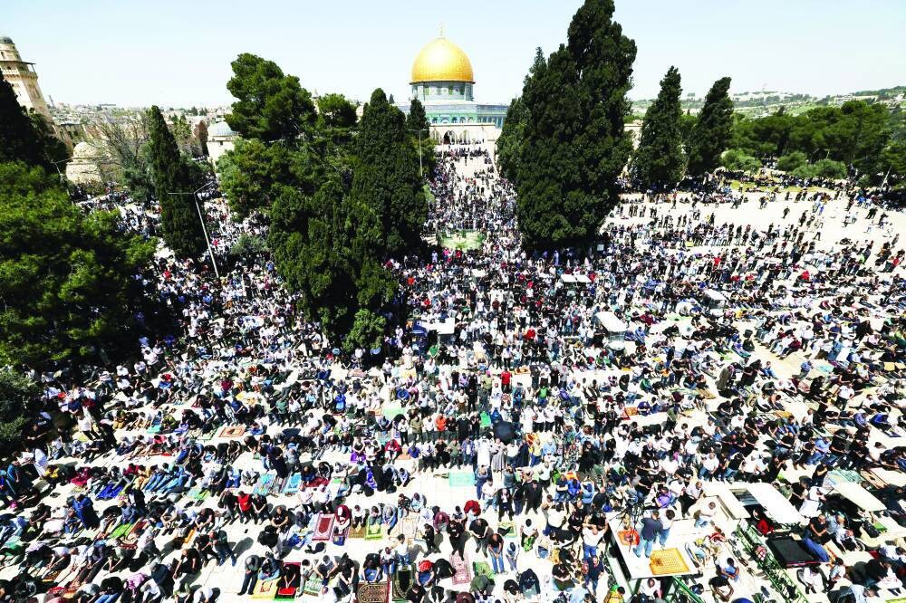 Столкновение у мечети Аль-Аксa, так как израильские силы предотвращают вход