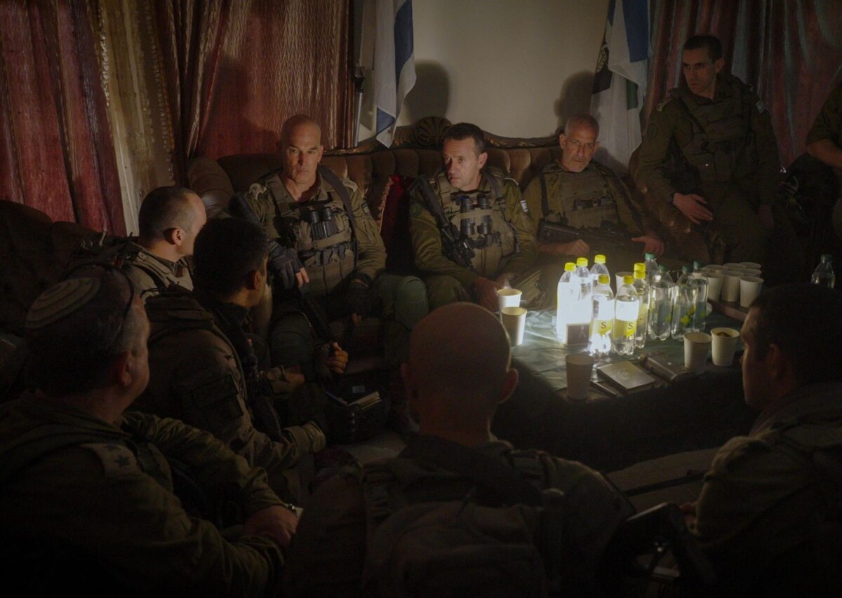 Безопасность Израиля усиливает операции в Ливане