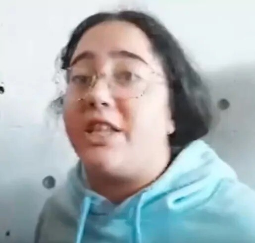 Отец одной из похищенных девочек, виденный в видео: "Каждая минута - вечность для нашей дочери"