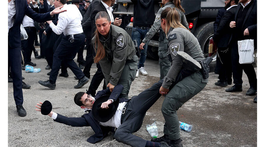 Министр обороны Израиля объявляет о призыве ультраортодоксальных евреев вопреки оппозиции