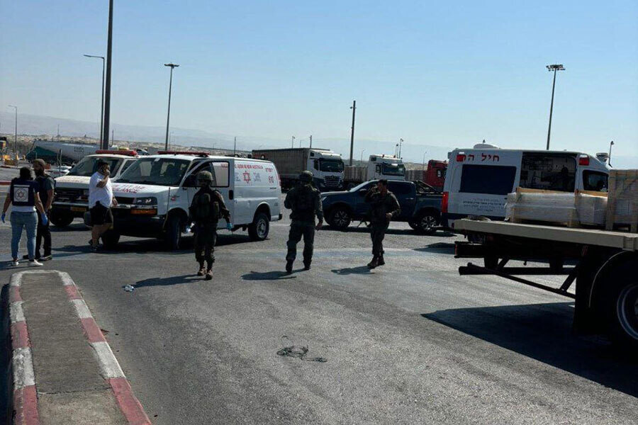 Стрельба у КПП Алленби