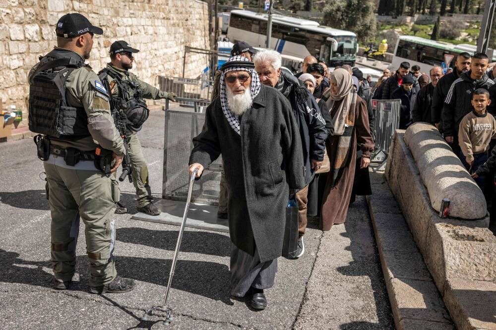 Israel Boosts West Bank Security, Closing Al-Aqsa Mosque