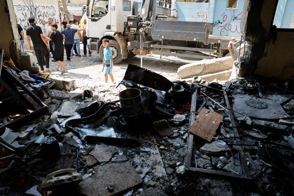 Израильская армия продолжает обширную военную операцию