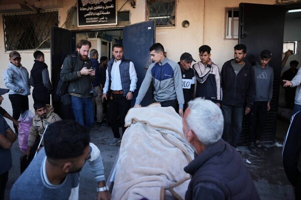 Israel Kills Hamas Leader in Gaza