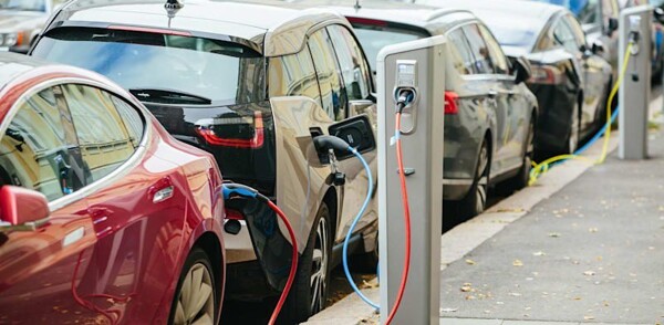 Israel Turns Electric Cars Into Home Energy Sources