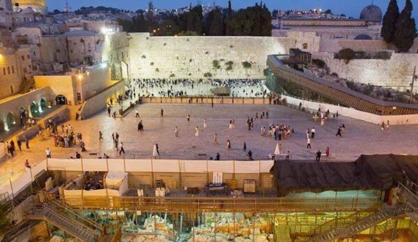 Israel Advances Bill for Exclusive Western Wall Authority