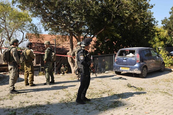 Израильская армия призывает резервные дивизии для операций