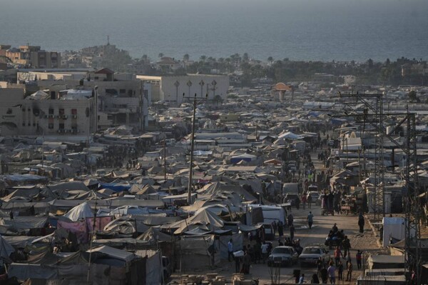 Israel Strikes Khan Yunis