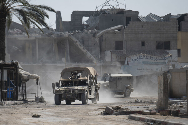 Israeli Army Continues Destroying Homes in Gaza