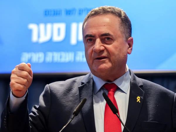 Israel's Defense Minister to Propose Closing Army Radio