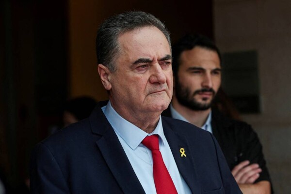 Israeli Defense Minister Announces Incomplete Gaza Withdrawal